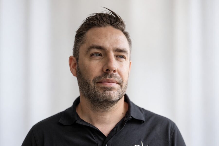 Plastikkirurg hos AK Aesthetics Mikkel Børsen Rindom